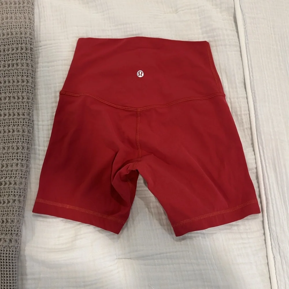 exclusive for the people branded lululemon align shorts - 6in - Picture 2 of 2